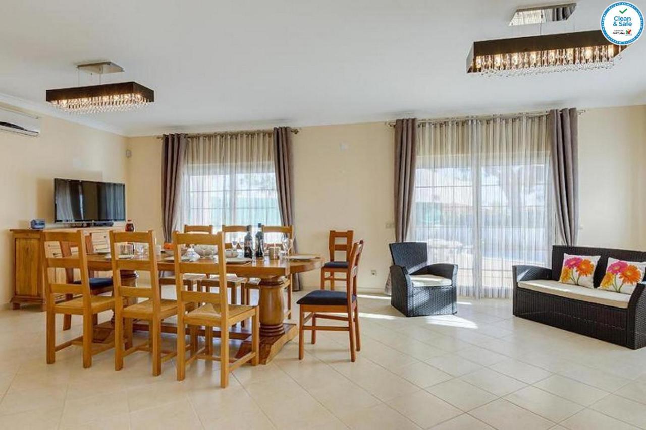 Villa Mikael - Free Wi-Fi - Aircon - Private Pool By Bedzy Albufeira Ngoại thất bức ảnh