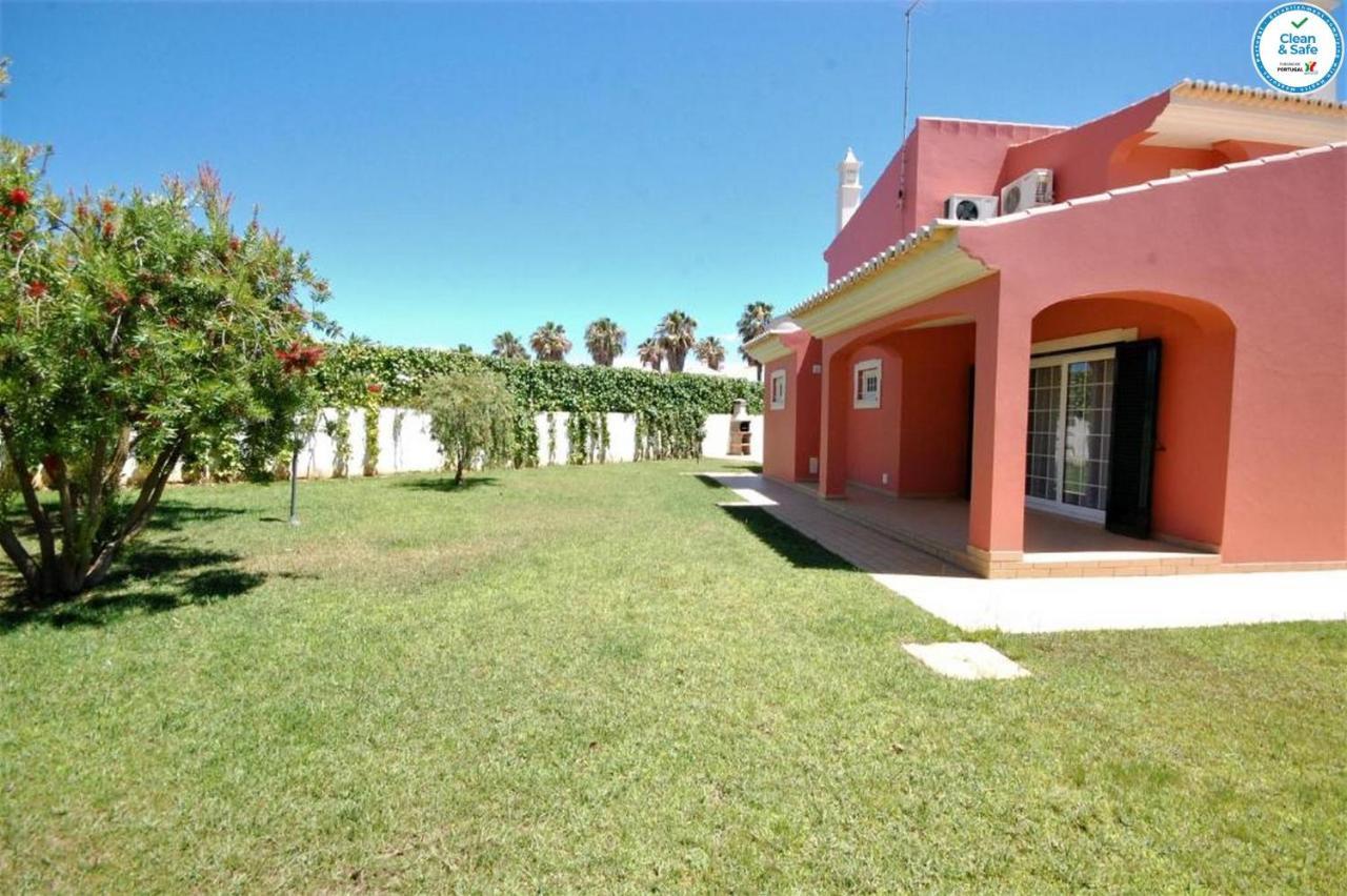 Villa Mikael - Free Wi-Fi - Aircon - Private Pool By Bedzy Albufeira Ngoại thất bức ảnh